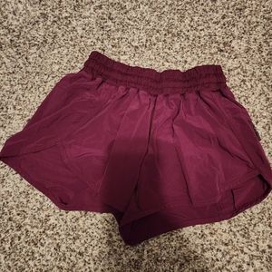 Lululemon Hotty Hot Short  4” Magenta